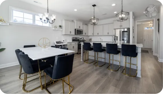 biały stół i kontrastowe, grafitowe krzesła